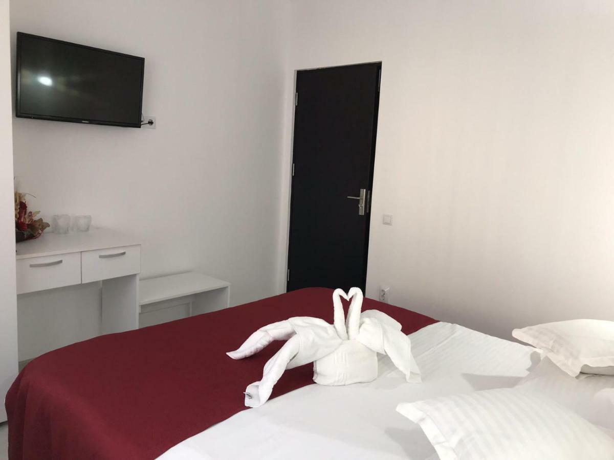 Apartament Mont Blanc 시나이아 외부 사진