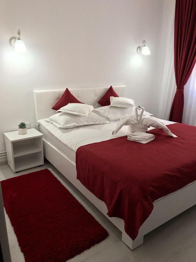 Apartament Mont Blanc 시나이아 외부 사진