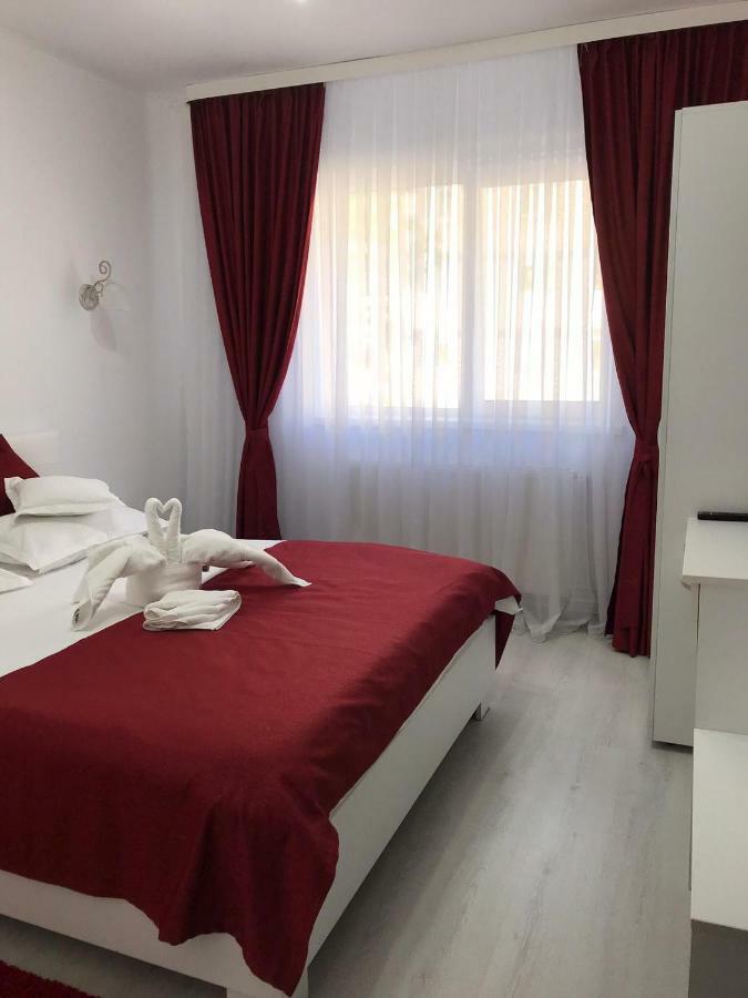 Apartament Mont Blanc 시나이아 외부 사진